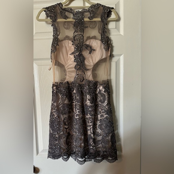 Dress with sheer and sequins - Picture 6 of 8